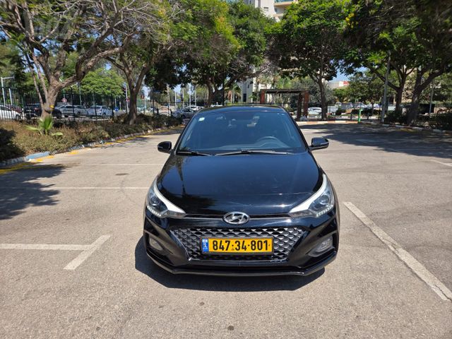 יונדאי i20