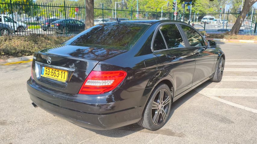 מרצדס-בנץ C-class