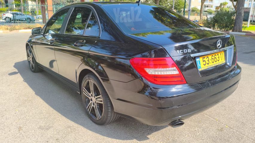 מרצדס-בנץ C-class