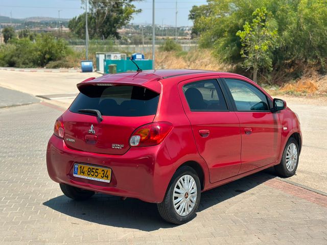מיצובישי ספייס סטאר