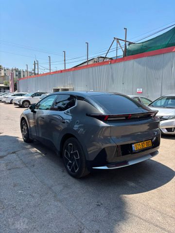 לינק אנד קו 02