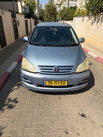 טויוטה אוונסיס