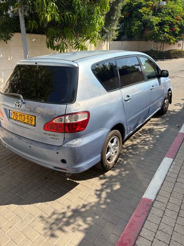 טויוטה אוונסיס