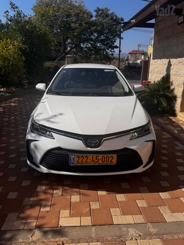 מודעת רכב טויוטה קורולה