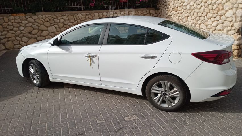 מודעת רכב יונדאי אלנטרה
