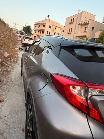 טויוטה C-HR