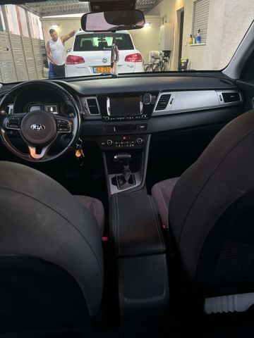 קיה נירו