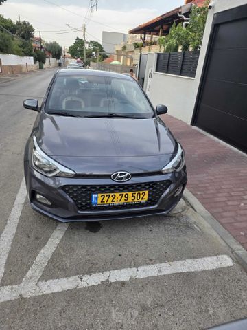 יונדאי i20