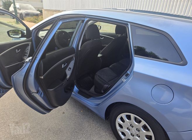 יונדאי i30
