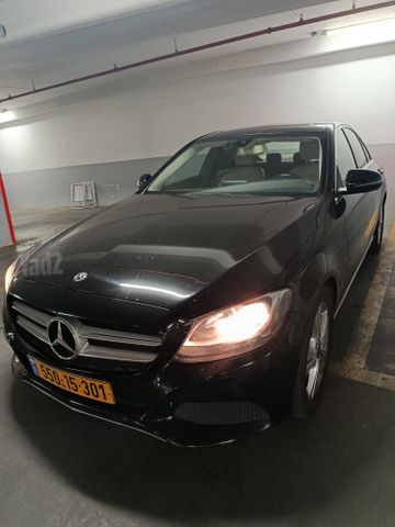מודעת רכב מרצדס-בנץ C-class