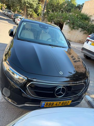 מודעת רכב מרצדס-בנץ EQA