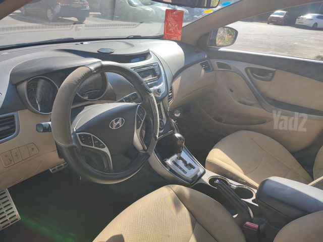 יונדאי I35