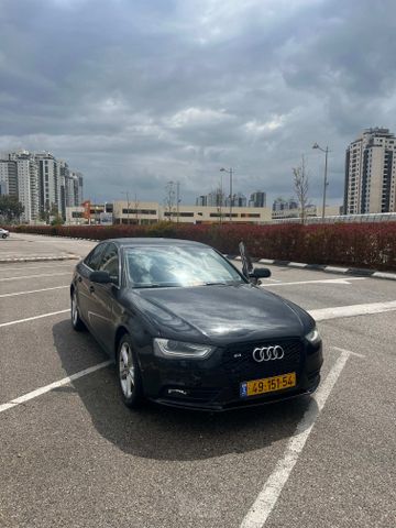 אאודי A4