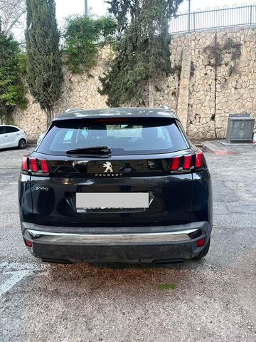 פיג'ו 3008