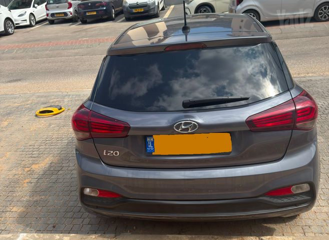 יונדאי i20