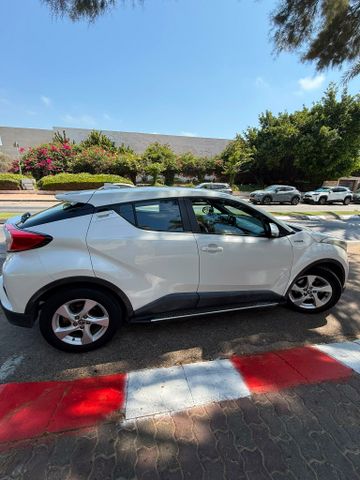 טויוטה C-HR