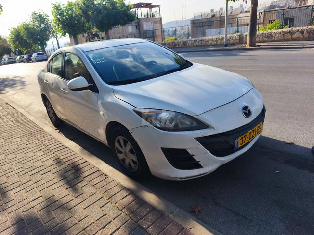 מאזדה 3