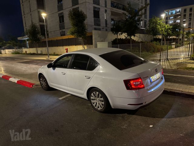 סקודה אוקטביה