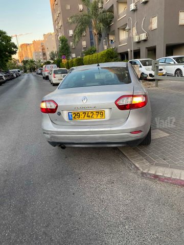רנו פלואנס