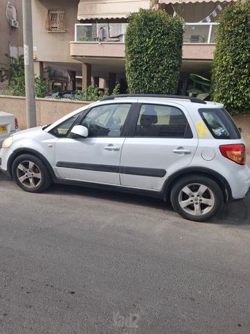 סוזוקי SX4