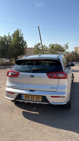 קיה נירו