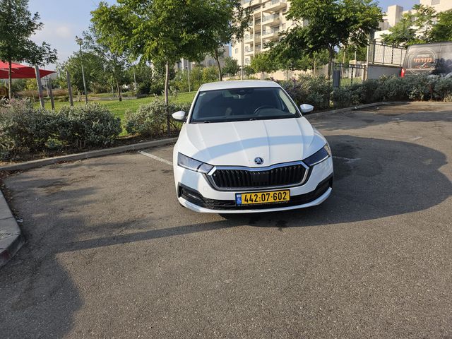 סקודה אוקטביה