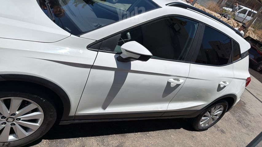 סיאט ארונה