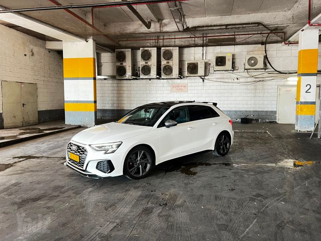 אאודי S3