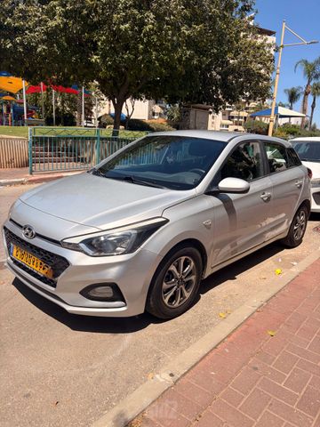 מודעת רכב יונדאי i20