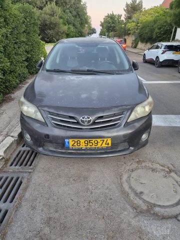 מודעת רכב טויוטה קורולה