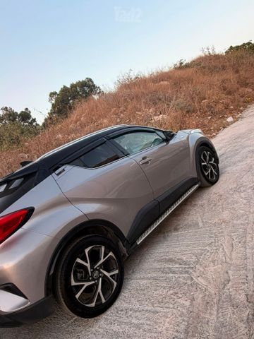 טויוטה C-HR