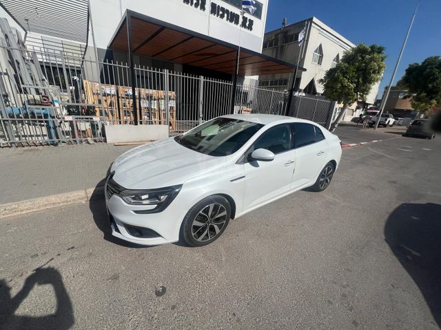 רנו מגאן