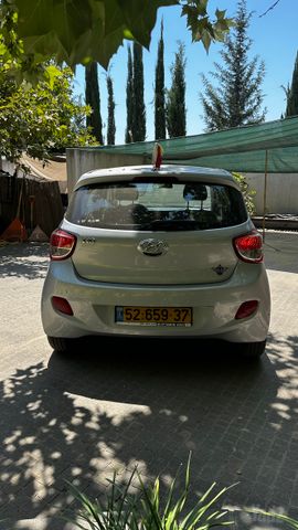 יונדאי i10