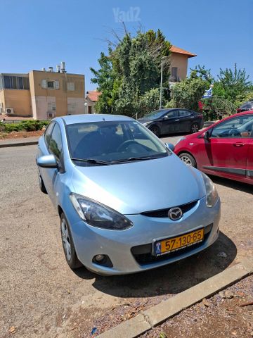מודעת רכב מאזדה 2