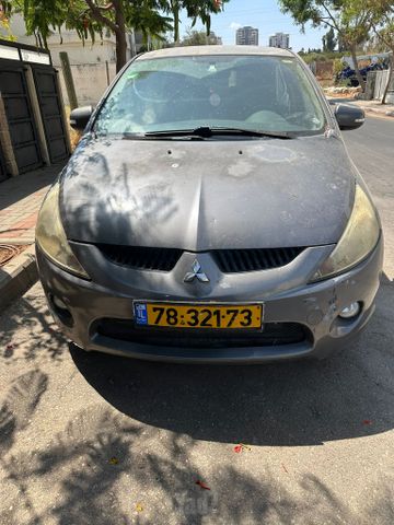 מודעת רכב מיצובישי גרנדיס