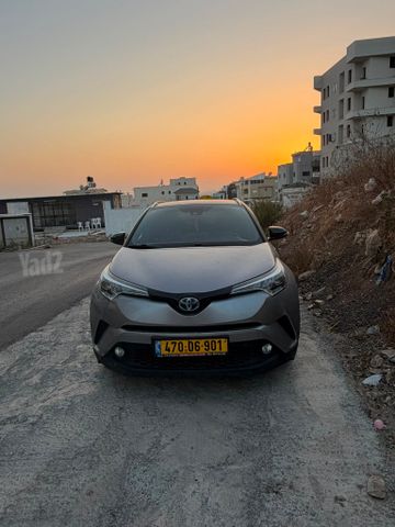 טויוטה C-HR