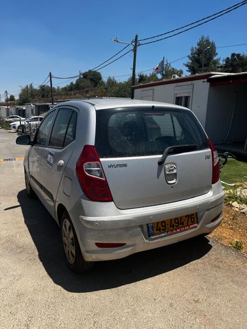 יונדאי i10