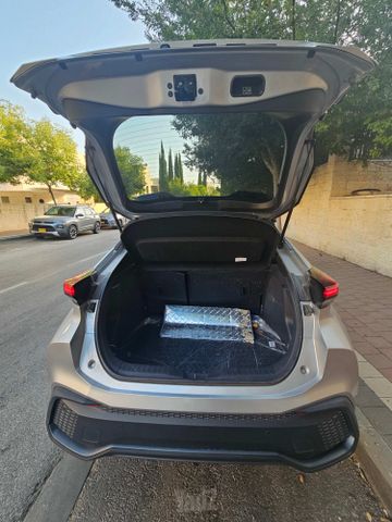 טויוטה C-HR