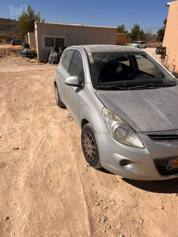 יונדאי i20