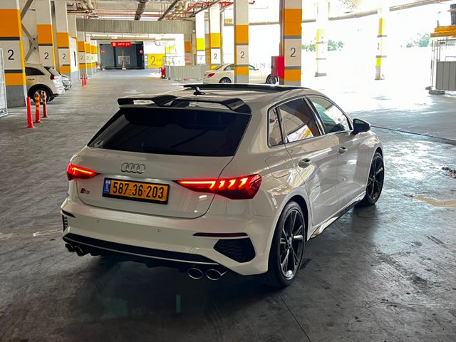 אאודי S3