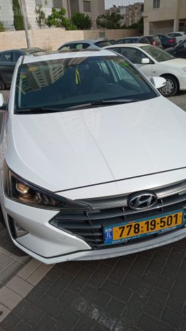 יונדאי אלנטרה