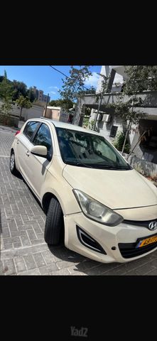 יונדאי i20