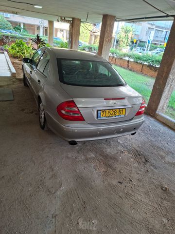 מודעת רכב מרצדס-בנץ E-class