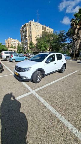 דאצ'יה סנדרו
