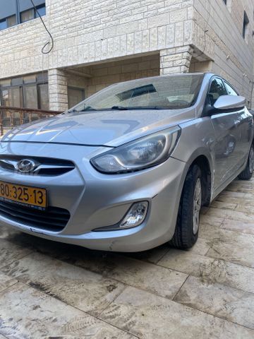 יונדאי אקסנט i25