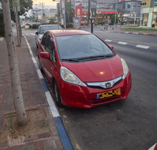 מודעת רכב הונדה ג'אז 