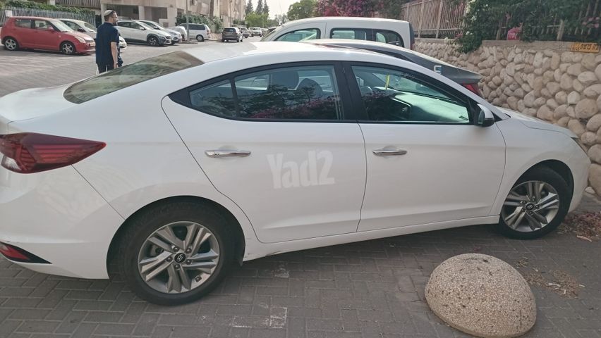 יונדאי אלנטרה