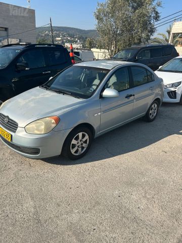 יונדאי אקסנט i25