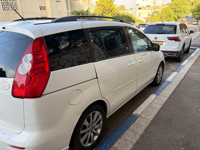 מודעת רכב מאזדה 5