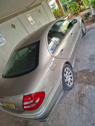 מרצדס-בנץ E-class